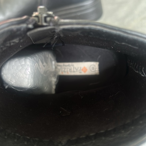 Black leather combat boots - Picture 5 of 6